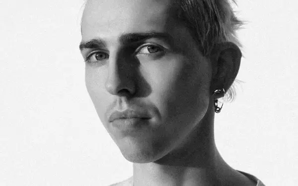 “Queer Edward II” Documentary Explores Derek Jarman's Film and LGBTQ+ Rights History