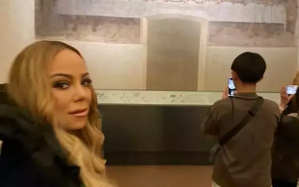 Mariah Carey's 'Last Supper' Photo Becomes Instant Viral Sensation