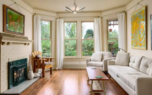 Autumnal Escapes: Discover the Pacific Northwest's Coziest Retreats