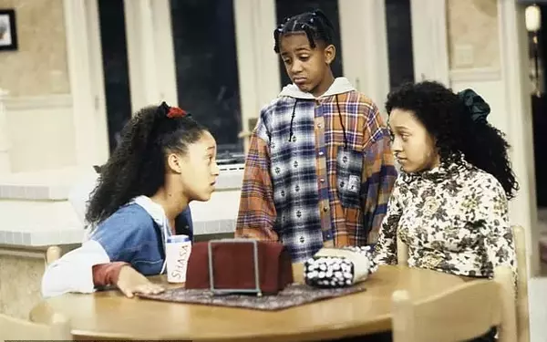 Marques Houston Discloses Ongoing Connection with Sister, Sister Stars Tia and Tamera Mowry