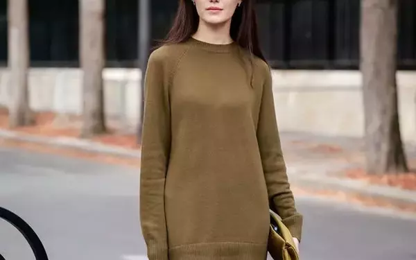 Effortless Elegance: The Allure of Long Silk and Satin Skirts