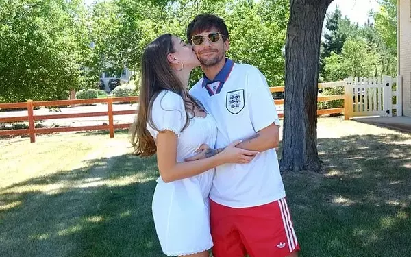 Zara McDermott Calls Louis Tomlinson Her "Prince Charming" Amidst Co-habitation Revelation