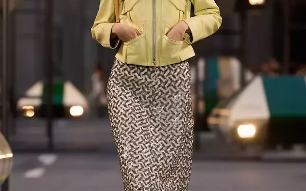 The Ultimate Footwear Guide for Midi Skirts: Enhancing Your Style