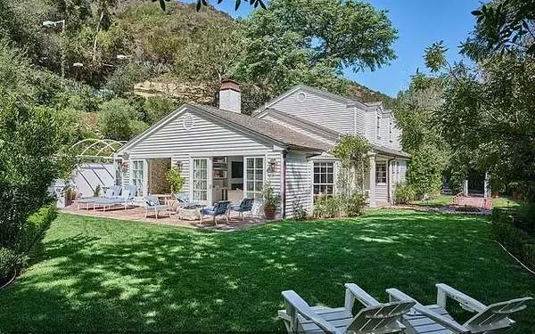 Taylor Swift's former Beverly Hills mansion, where she penned "1989" and graced Vogue, is on the market for $8 million