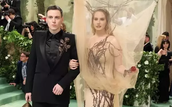 Sean McGirr Departs from Alexander McQueen
