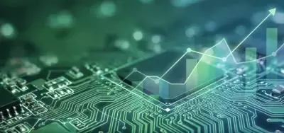 Invesco's Semiconductor Fund Outperforms VanEck's SMH in Short-Term, but Long-Term Lead Remains with VanEck