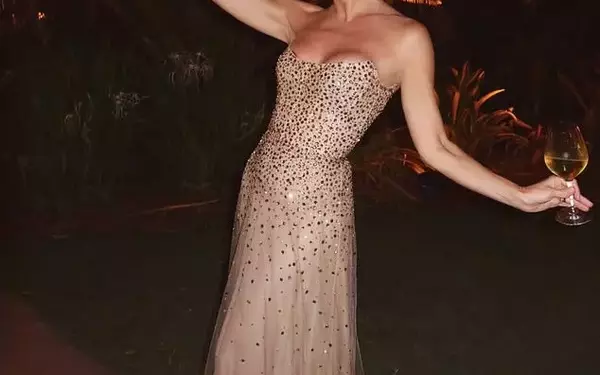 Kate Hudson's Hawaii Getaway for Jennifer Meyer's Star-Studded Wedding
