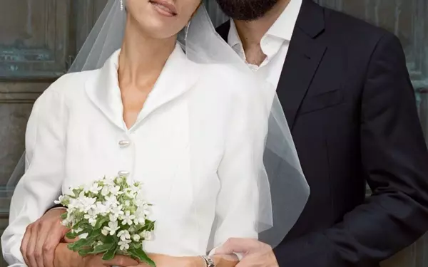 A Director's Dream: Pam Nasr's Multi-Faceted Wedding Wardrobe