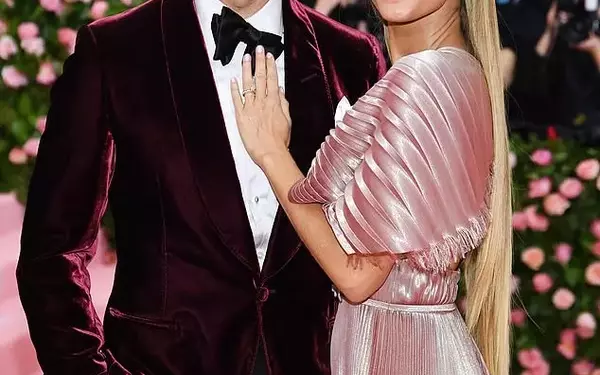 Tom Brady's Reported Romance with Victoria's Secret Angel Candice Swanepoel Ignites Speculation