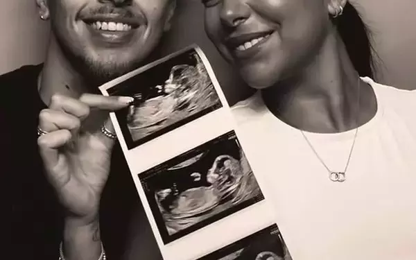 Love Island's Tink Reading Expecting First Child with Boyfriend Ethan Moran