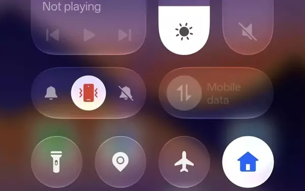 Android's Embrace of iOS Aesthetic is Detrimental to User Experience