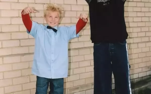 A Brother's Gift: Chris Bourne's Life-Saving Kidney Donation to Pop Star James Bourne