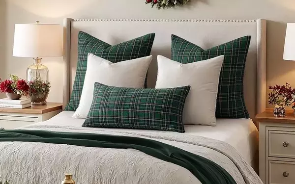 Timeless Holiday Decor: Embracing the Ralph Lauren Aesthetic