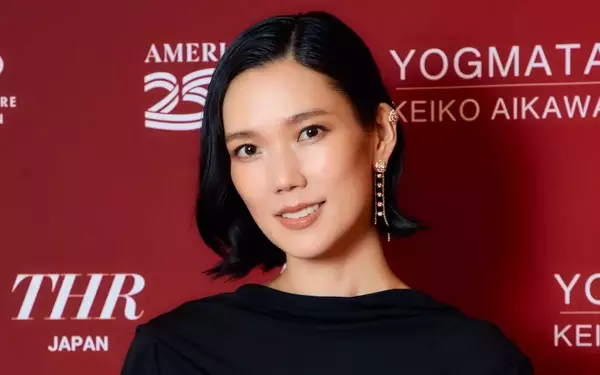 Tao Okamoto Honored with Trailblazer Award at Tokyo American Club