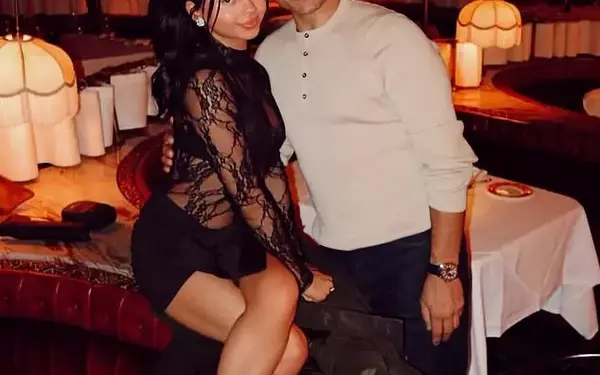Ryan Thomas and Family Celebrate Daughter Scarlett's 18th Birthday and Music Career Launch