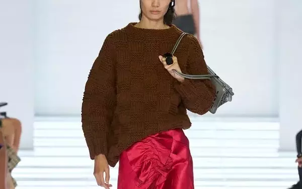 The Dominance of Skirts: A Comprehensive Guide to Fall's Essential Style