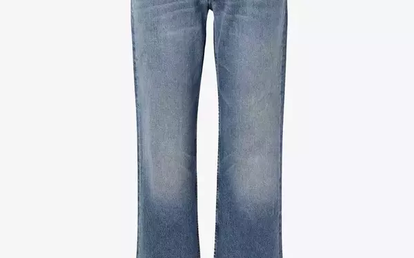 The Ultimate Guide to Comfortable Travel Jeans: Expert Picks and Styling Tips