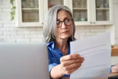Navigating Retirement Withdrawals: Bond ETFs as a Buffer in Volatile Markets